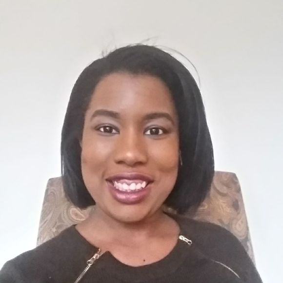 Meet your Posher, Alexis - Picture 1 of 1